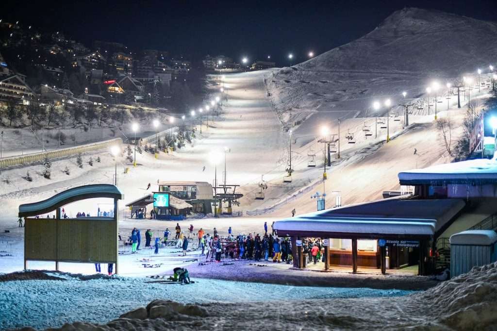 Night skiing – Prato Nevoso