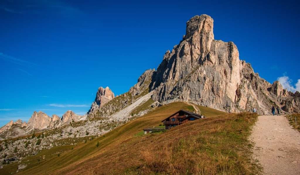 Rifugi e malghe del passo – Passo Giau