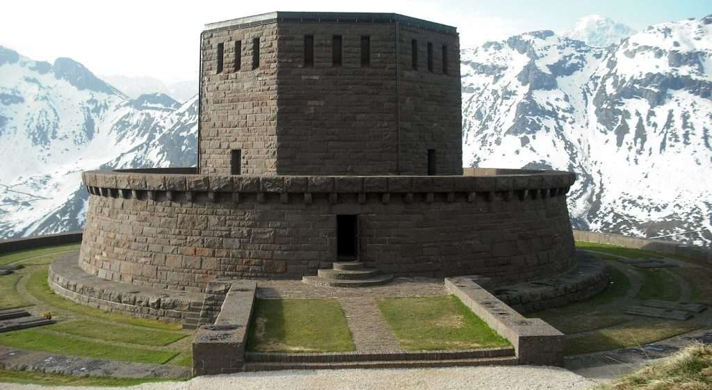 Sacrario Germanico del Passo Pordoi