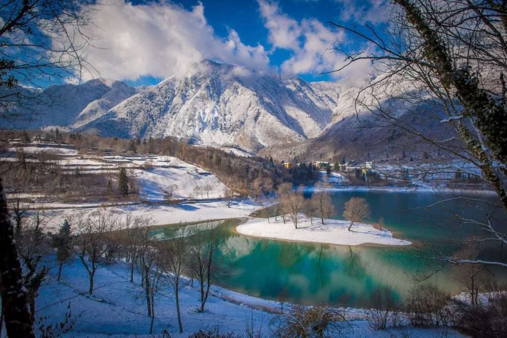 Il Lago di Tenno d'inverno