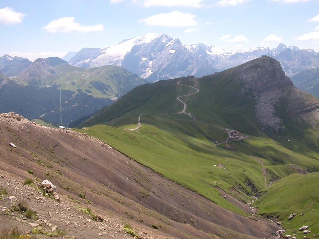 Col Rodella e Marmolada