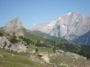 Col Rodella e Marmolada dall'alto