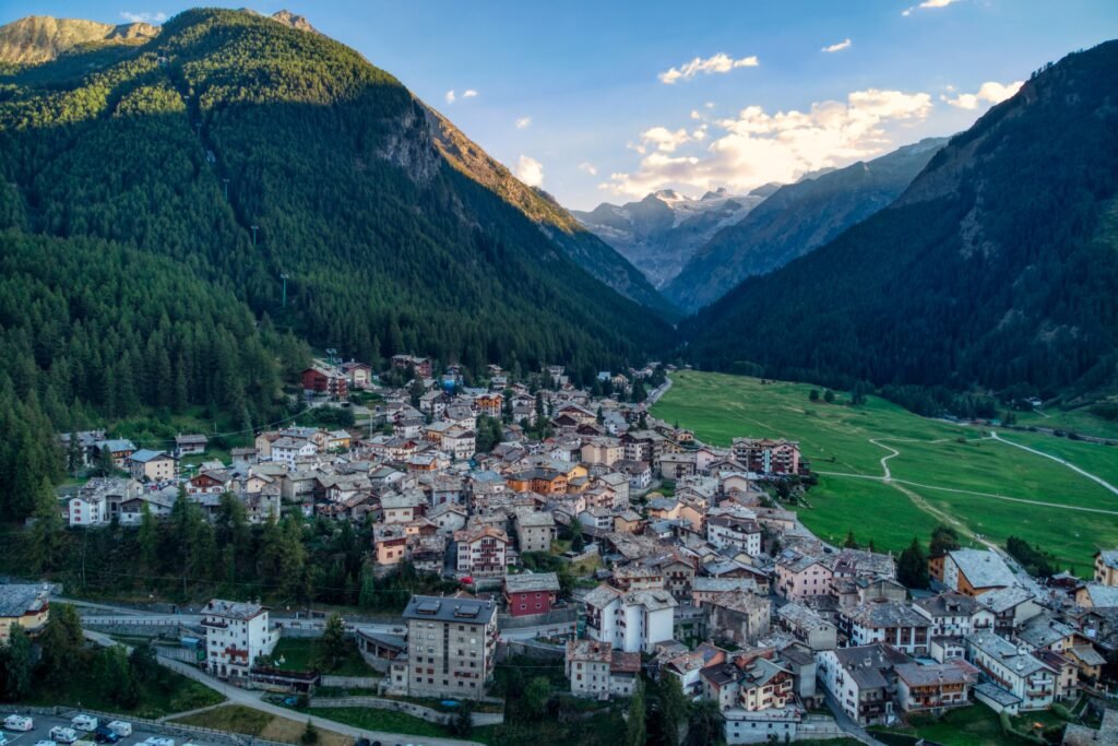 Cogne vista dall'alto