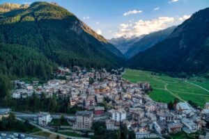 Cogne vista dall'alto