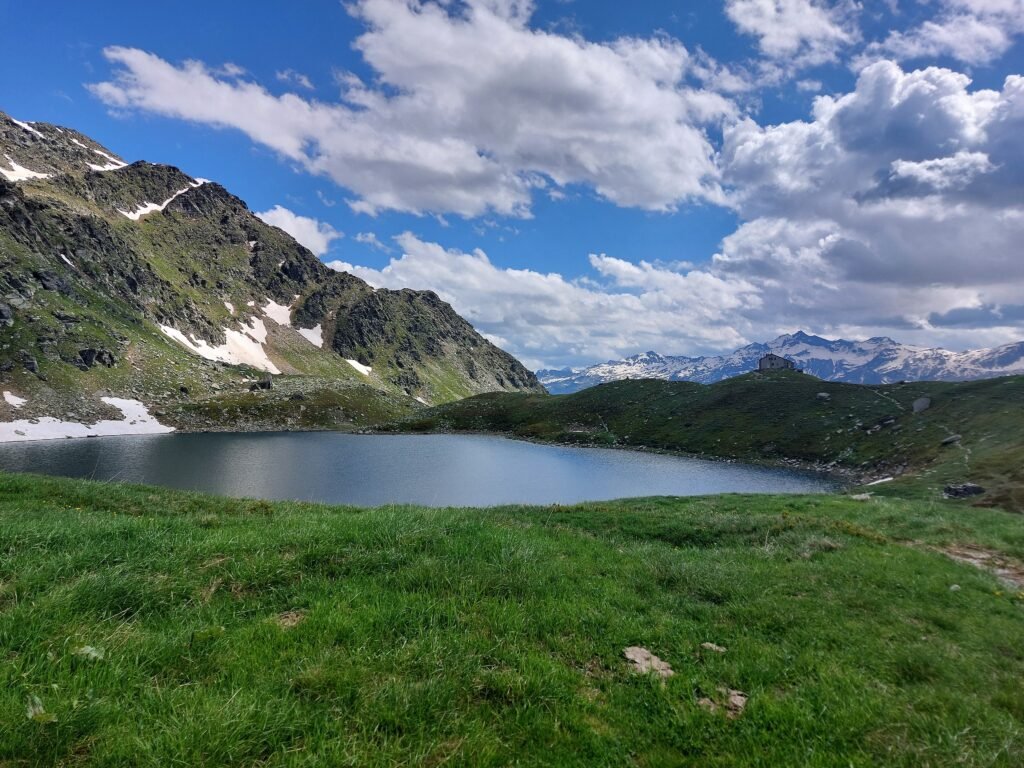 Lago Emet