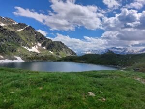 Lago Emet