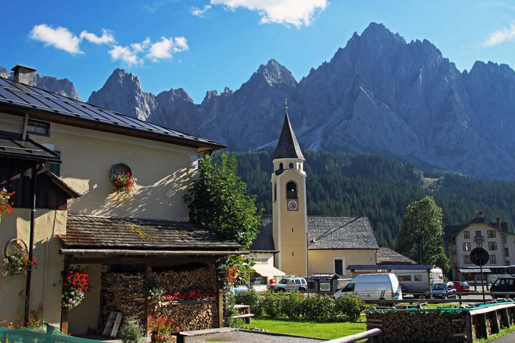 Cima Sappada con il monte Siera
